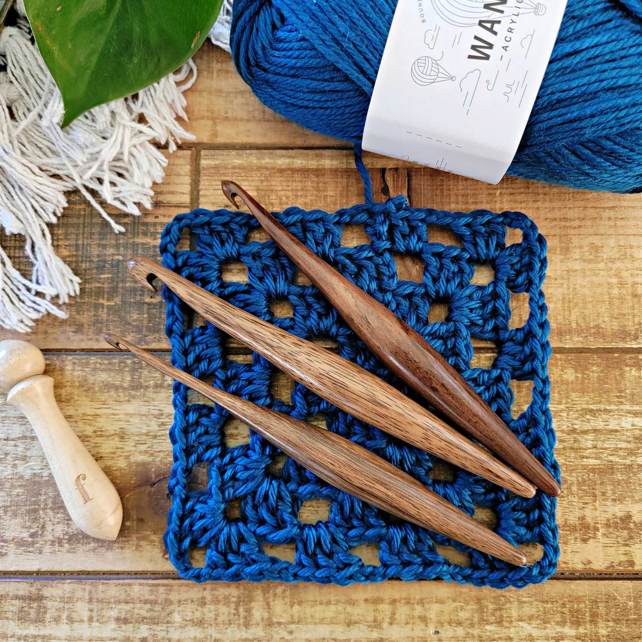 Laurel Streamline Wood Crochet Hooks - Image 5