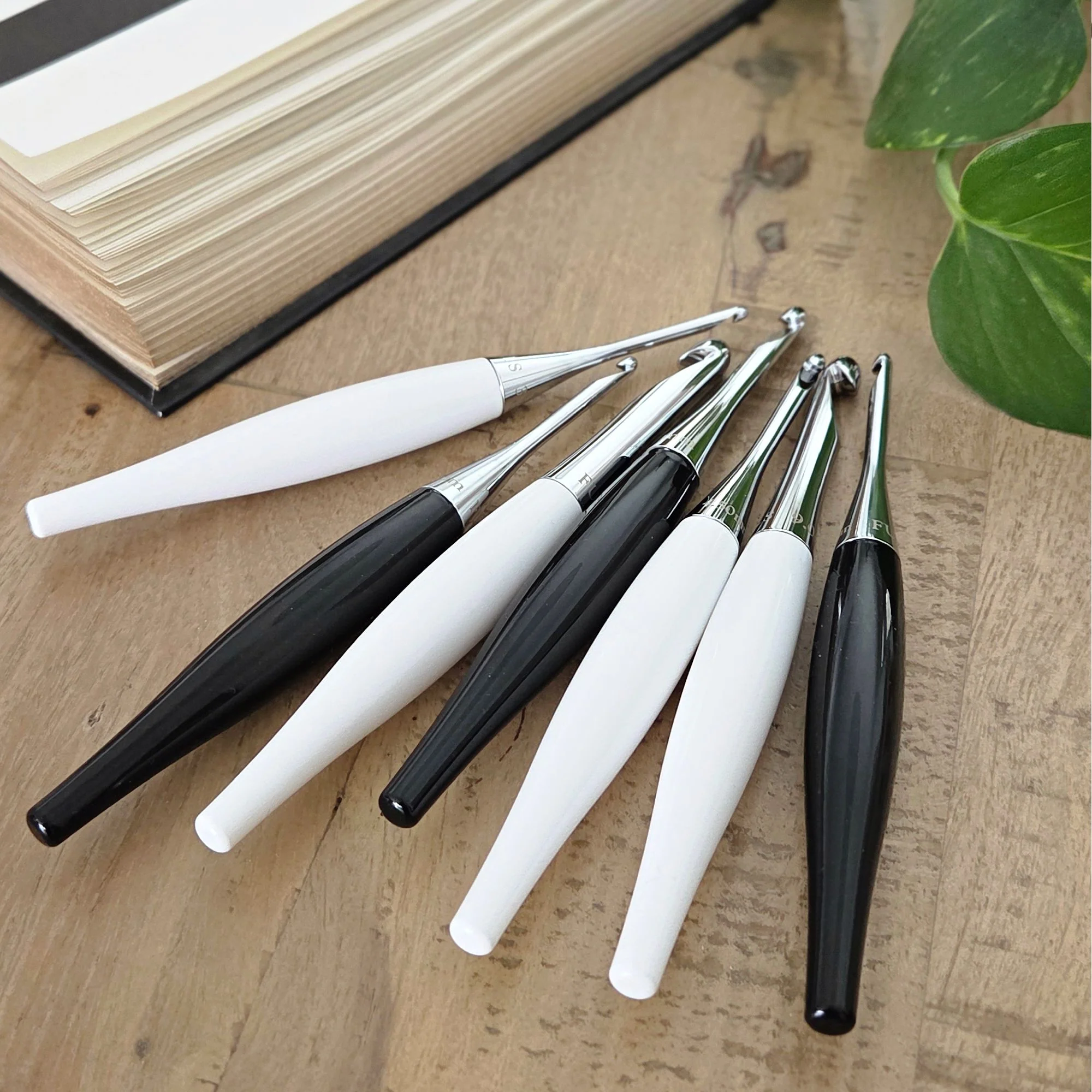 Odyssey® II Crochet Hook in Quartz - Image 5